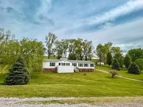 184 Hazelnut Ln, Rural Retreat, VA 24368