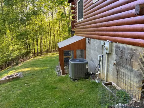 Exterior - 542 Chestnut Falls Ln, Galax, VA 24333 photo 9 of 33