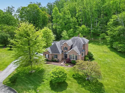 156 Brooke St, Chilhowie, VA 24319
