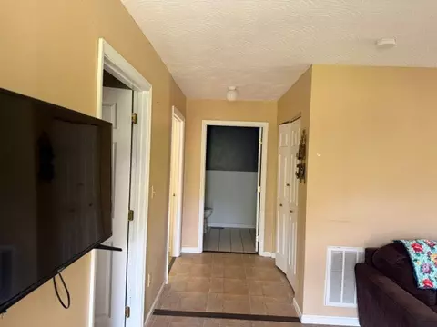 Entry Way - 3361 Daw Rd, Cedar Bluff, VA 24609 photo 1 of 1