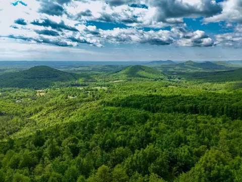 337 Goat House Rd, Lambsburg, VA 24351