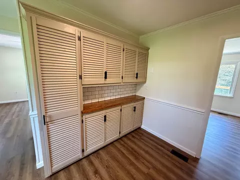 Kitchen - 209 Bond Ave, Independence, VA 24348 photo 3 of 3