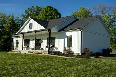 19260 Praise Dr, Meadowview, VA 24361