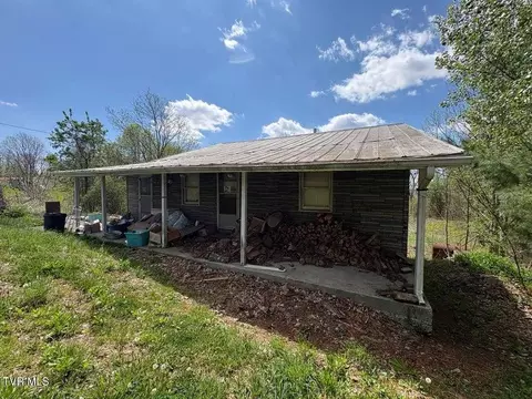 7834 Brown Mtn, Jewell Ridge, VA 24622
