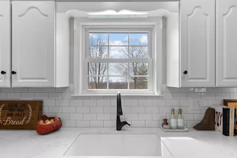 Kitchen - 987 Nursery Rd, Laurel Fork, VA 24352 photo 3 of 3