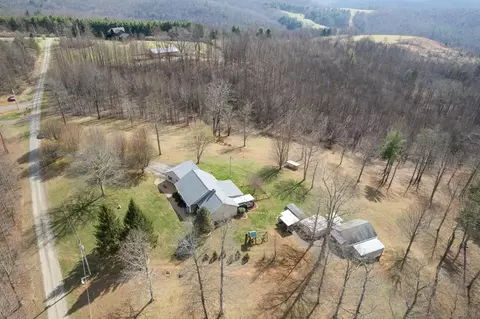 View/Area - 987 Nursery Rd, Laurel Fork, VA 24352 photo 2 of 7