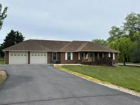 177 Pleasant Pines Dr, Max Meadows, VA 24360