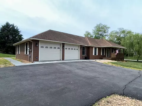 Exterior - 177 Pleasant Pines Dr, Max Meadows, VA 24360 photo 10 of 14