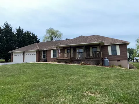 Exterior - 177 Pleasant Pines Dr, Max Meadows, VA 24360 photo 13 of 14