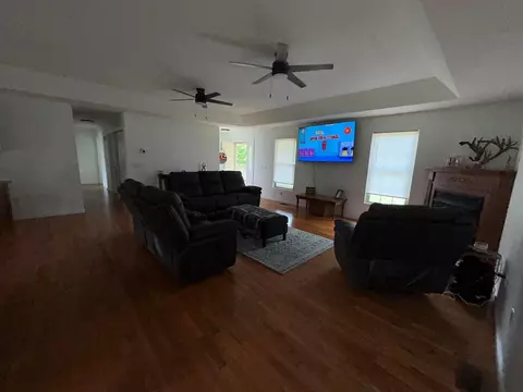 Living - 177 Pleasant Pines Dr, Max Meadows, VA 24360 photo 2 of 4