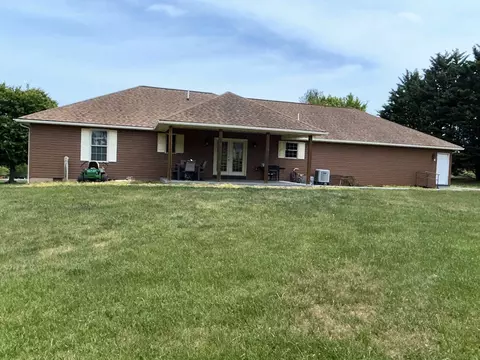 Exterior - 177 Pleasant Pines Dr, Max Meadows, VA 24360 photo 2 of 14