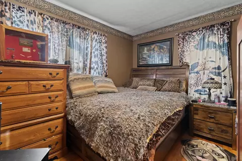 Bedroom - 4251 Riverside Dr, Independence, VA 24348 photo 2 of 3