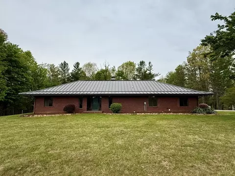 531 Northwoods Ln, Galax, VA 24333