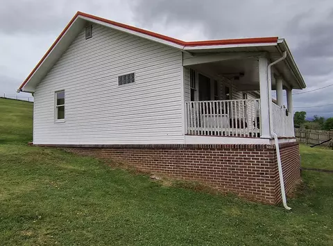 335 Poor Farm Rd, Lebanon, VA 24266