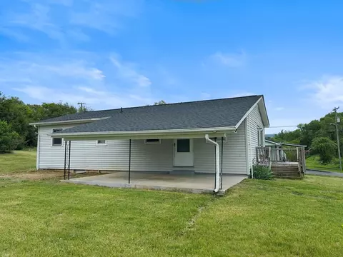 115 Beasley Ln, Marion, VA 24354