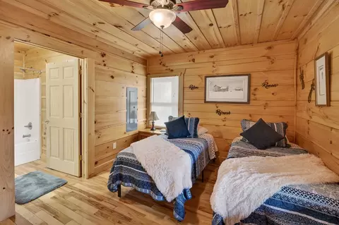 Bedroom - 157 Double Bridges Dr, Fancy Gap, VA 24328 photo 4 of 5