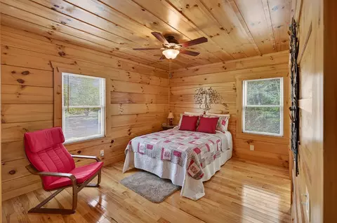 Bedroom - 157 Double Bridges Dr, Fancy Gap, VA 24328 photo 1 of 5