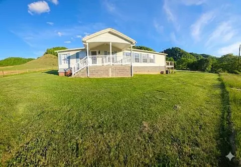 1208 Quarry Rd, Castlewood, VA 24224