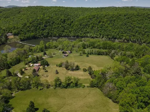 View/Area - 404 Baker Island Rd, Max Meadows, VA 24360 photo 5 of 9