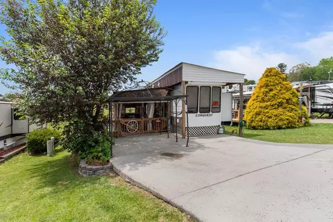 167 Megans Cir, Hillsville, VA 24343