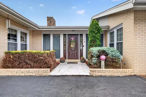 752 Skyview Dr, Chilhowie, VA 24319