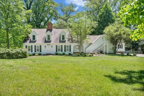 1101 Corn Tassel Trl, Martinsville, VA 24112