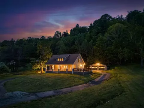 10401 Troutdale Hwy, Troutdale, VA 24378