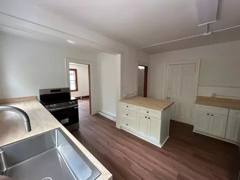 Kitchen - 1363 Beaver Dam Rd, Independence, VA 24348 photo 6 of 8