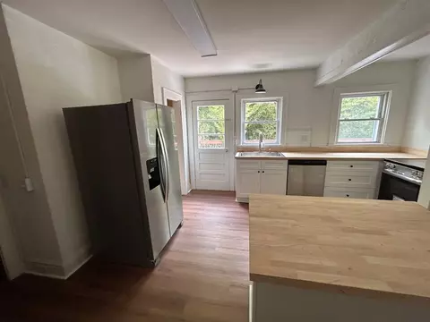 Kitchen - 1363 Beaver Dam Rd, Independence, VA 24348 photo 3 of 8