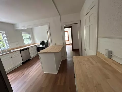 Kitchen - 1363 Beaver Dam Rd, Independence, VA 24348 photo 5 of 8
