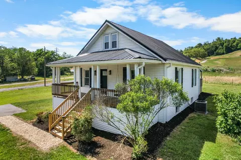 18087 Wyndale Rd, Abingdon, VA 24210