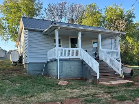 Exterior - 108 Stinger Dr, Ivanhoe, VA 24350 photo 10 of 10