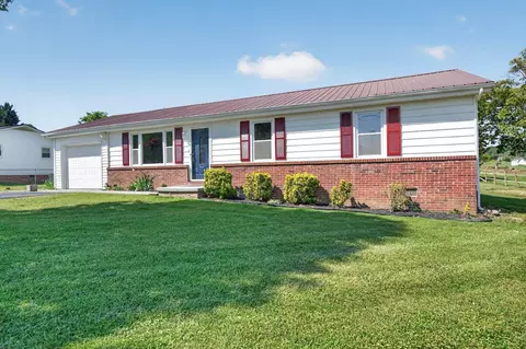 18145 Macedonia Rd, Abingdon, VA 24211