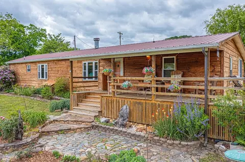27431 Denton Valley Rd, Abingdon, VA 24211