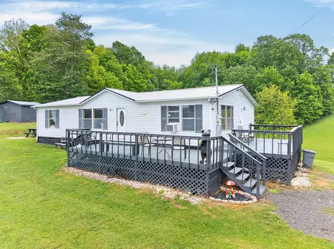 8638 Lee Hwy, Rural Retreat, VA 24368