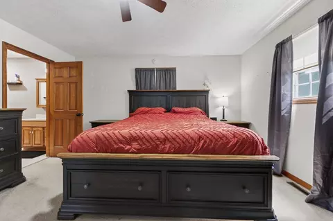Bedroom - 270 Brooke Elyse Ln, Max Meadows, VA 24360 photo 2 of 8