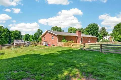 Exterior - 270 Brooke Elyse Ln, Max Meadows, VA 24360 photo 15 of 24