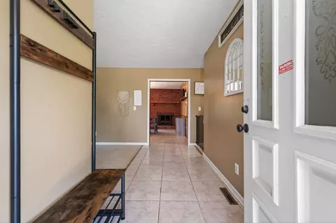Entry Way - 270 Brooke Elyse Ln, Max Meadows, VA 24360 photo 1 of 8