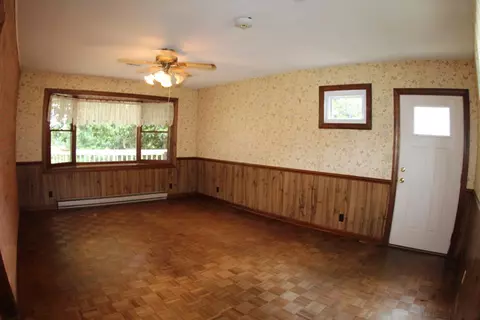 Living - 101 Hillcrest Ct, Stuart, VA 24171 photo 1 of 7