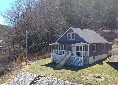 8005 Poplar Cp, Austinville, VA 24312