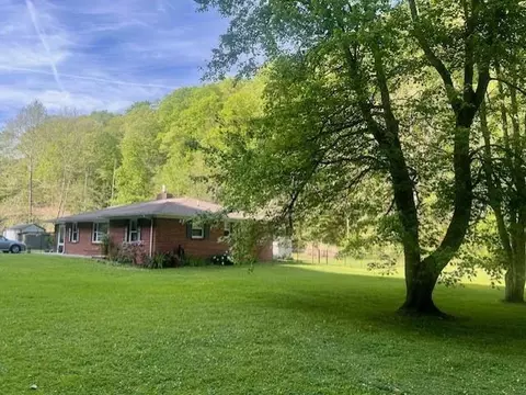 Exterior - 439 Laurel Rd, Cedar Bluff, VA 24609 photo 2 of 10