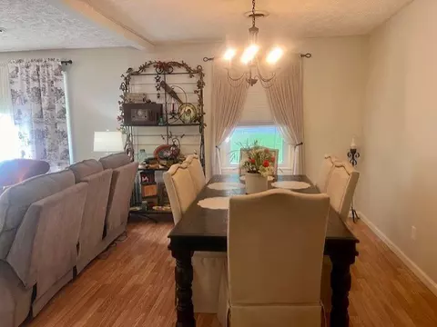 Dining - 439 Laurel Rd, Cedar Bluff, VA 24609 photo 1 of 1