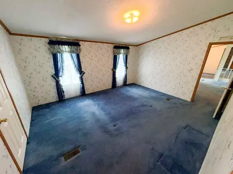 3137 Ivanhoe Rd, Fries, VA 24330 photo 17