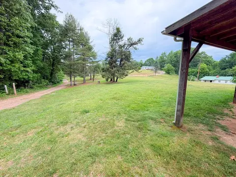 3137 Ivanhoe Rd, Fries, VA 24330 photo 29
