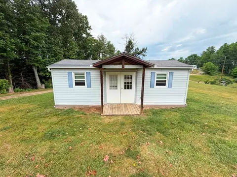3137 Ivanhoe Rd, Fries, VA 24330 photo 25