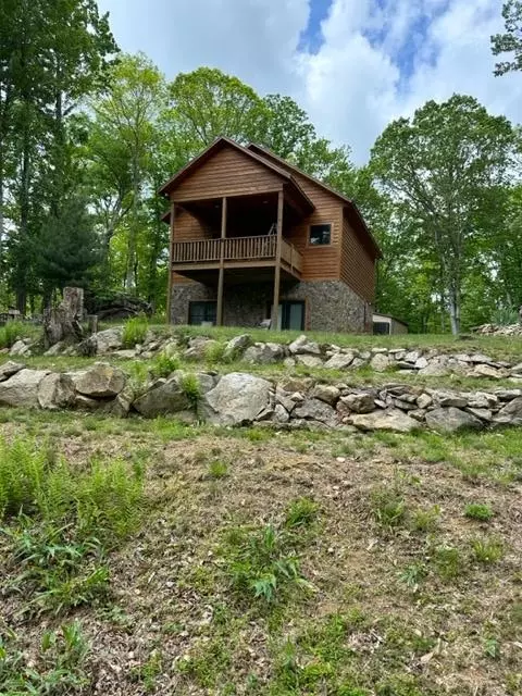470 Rocky Top Ln, Independence, VA 24348