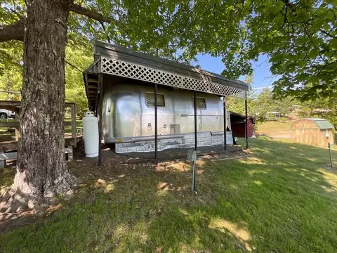 63 Starview Ln, Galax, VA 24333