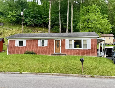 216 Burnette St, Richlands, VA 24641
