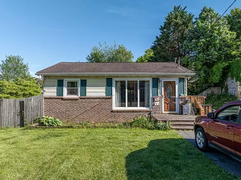2314 Randolph St, Bristol, VA 24201