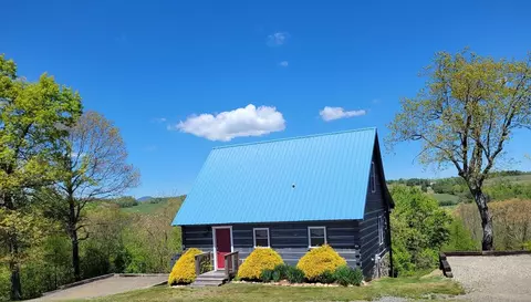 5 Mountain Village Ln, Meadows Of Dan, VA 24120